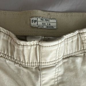 Free People size 28 pull on capri